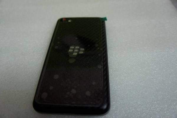 blackberry a10 retro