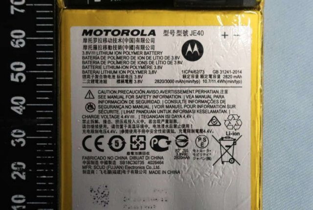 motorola moto g7 play 6