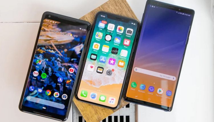 cellulari compatti 3